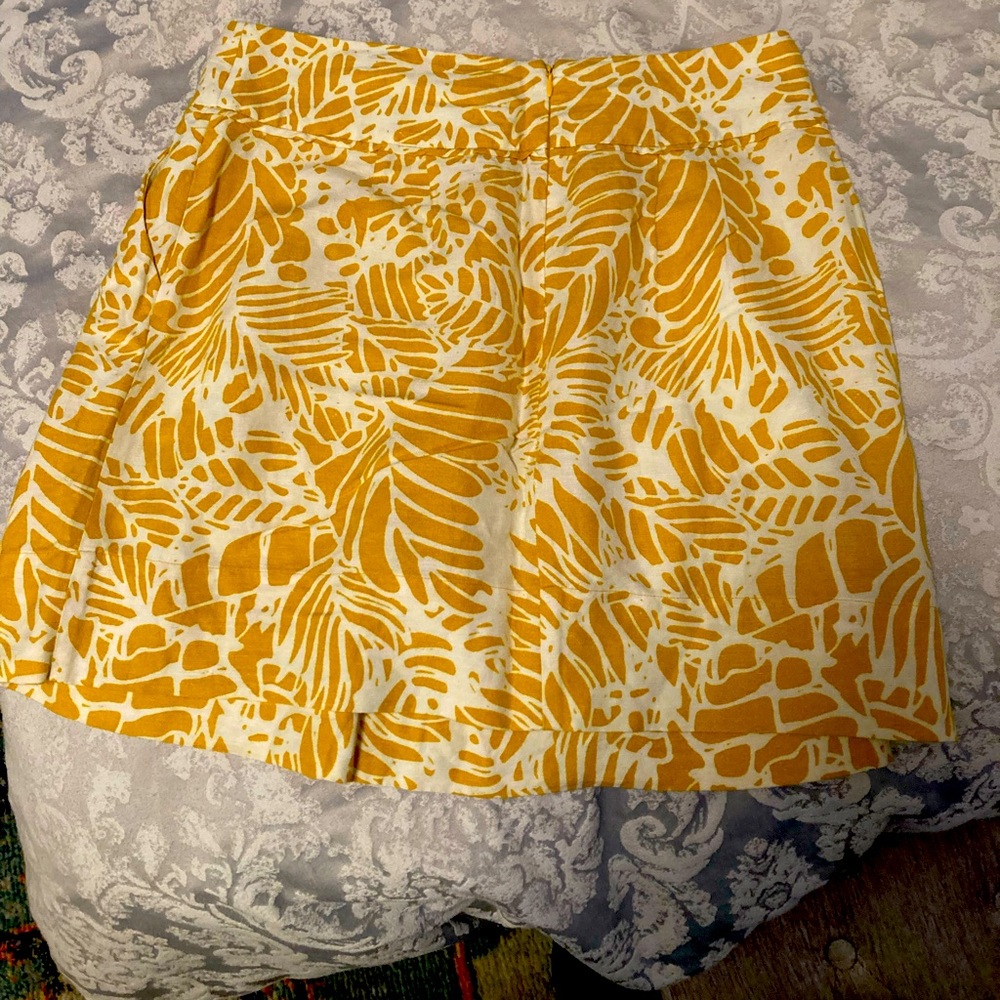 Pleated Leaf-pattern skirt with POCKETS, linen blend, Banana Republic, size 12